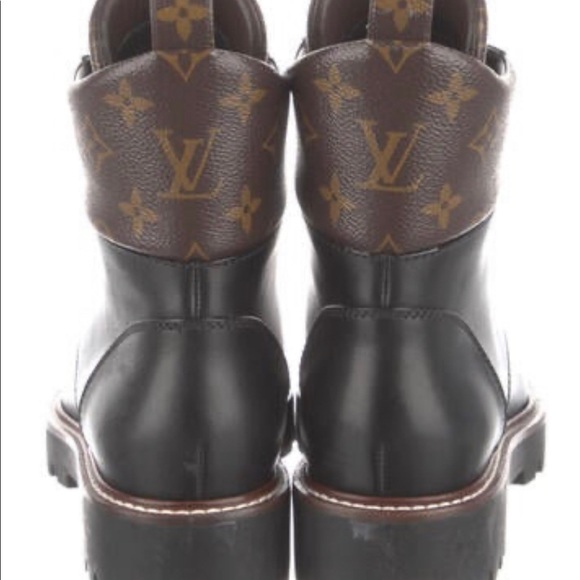 AUTHENTIC Louis Vuitton Graphic Print Combat Boots - Size 7.5 - Picture 3 of 10